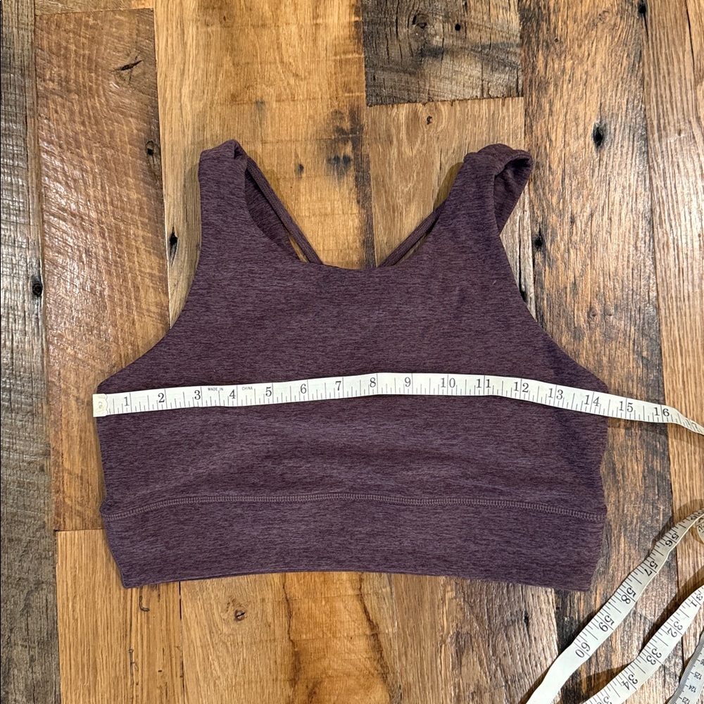 Vuori Purple Sports Bra medium. Purple - Picture 8 of 8